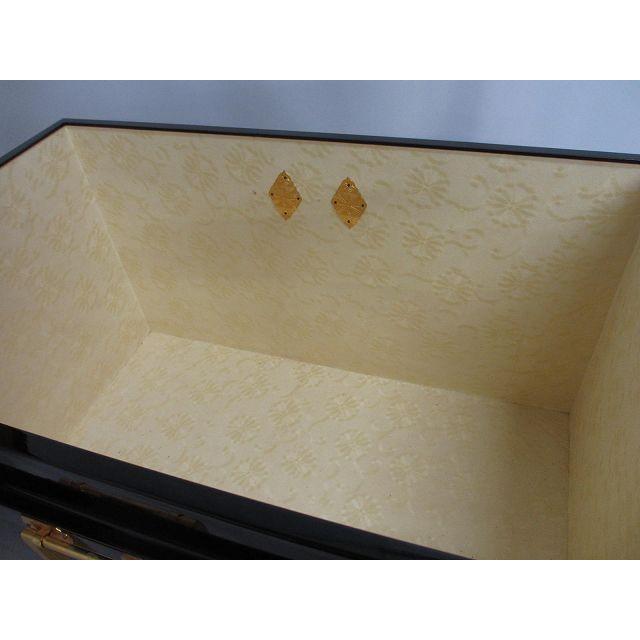 特別販売品】黒塗り 挟箱 担ぎ棒・金具付 (幅約64cm×高さ約35cm 特別販売品】黒塗り 挟箱 担ぎ棒・金具付 (幅約64cm×高さ約35cm