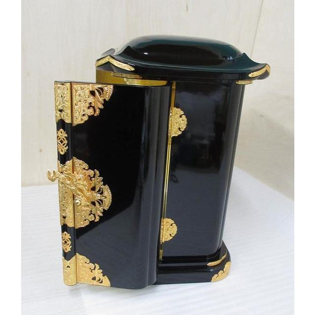 特別販売品】黒塗り 木瓜厨子 飾り金具付き(屋根幅41cm高48cm奥 特別販売品】黒塗り 木瓜厨子 飾り金具付き(屋根幅41cm高48cm奥