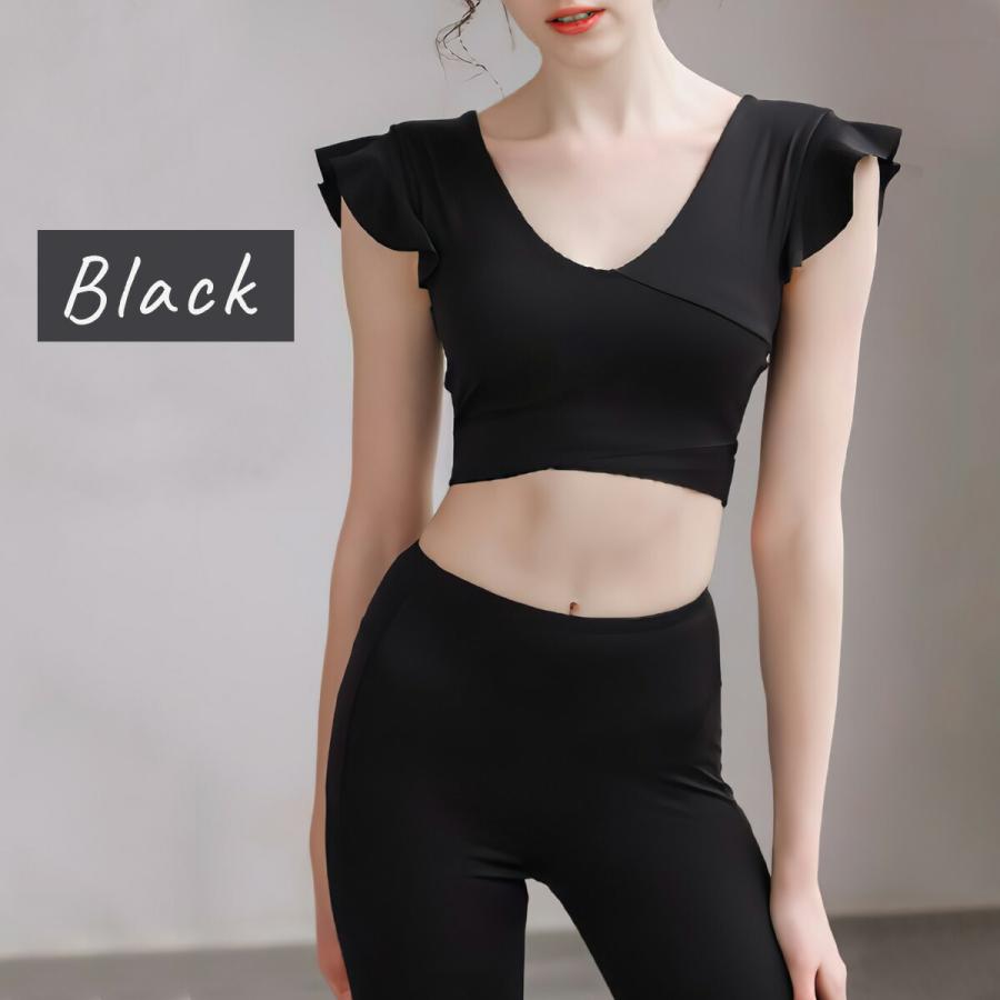 SUKALA ヨガウェア　レース フリル付きクロップトップ　新品　M ヨガウェア トップス カップ付き 半袖 かわいい フリル ショート丈