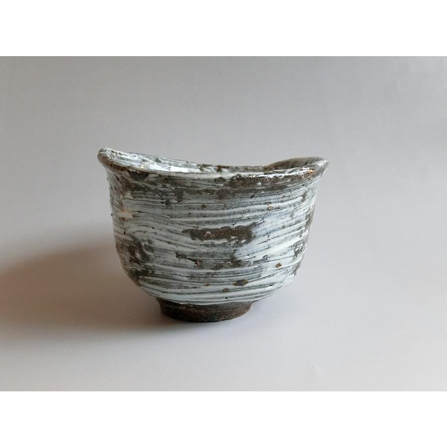 唐津焼中川自然坊窯】中川恭平作 刷毛目唐津片口注器(箱付 唐津焼中川自然坊窯】中川恭平作 刷毛目唐津片口注器(箱付