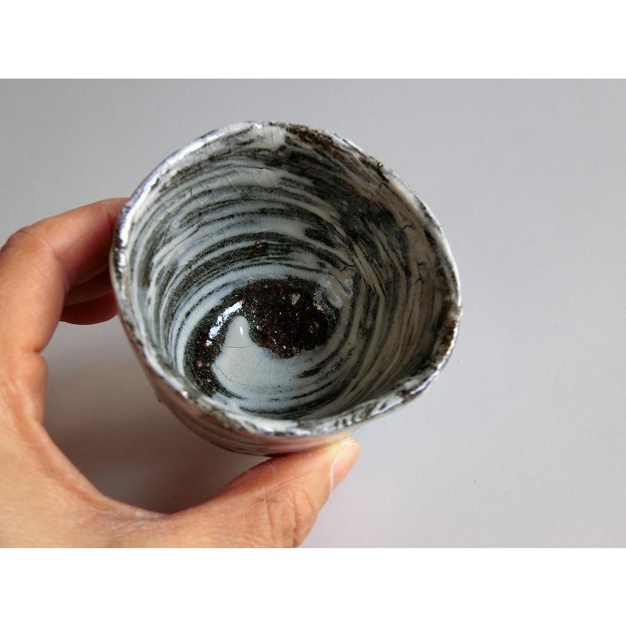 【唐津焼中川自然坊窯】中川恭平作　刷毛目唐津ぐい呑(箱付） |  | 03