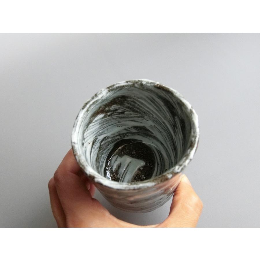 【唐津焼中川自然坊窯】中川恭平作 刷毛目唐津筒湯呑（紙箱入） |  | 04
