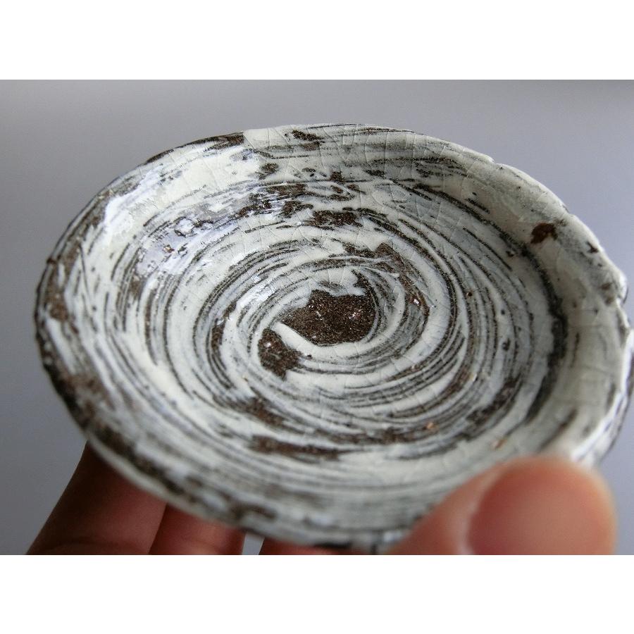 【唐津焼中川自然坊窯】中川恭平作 刷毛目唐津盃（箱付） |  | 04