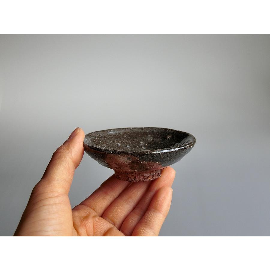 【唐津焼中川自然坊窯】中川恭平作 唐津盃（箱付） |  | 01