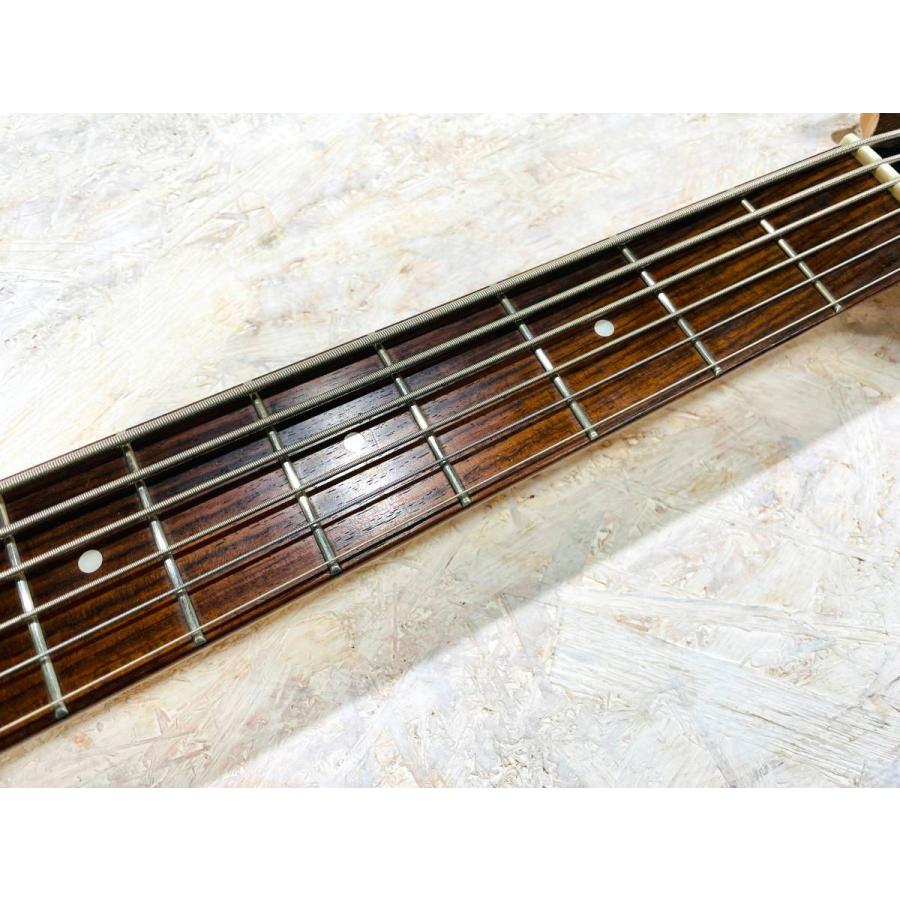中古 メーカー不明 6弦ベース (u85934)の画像