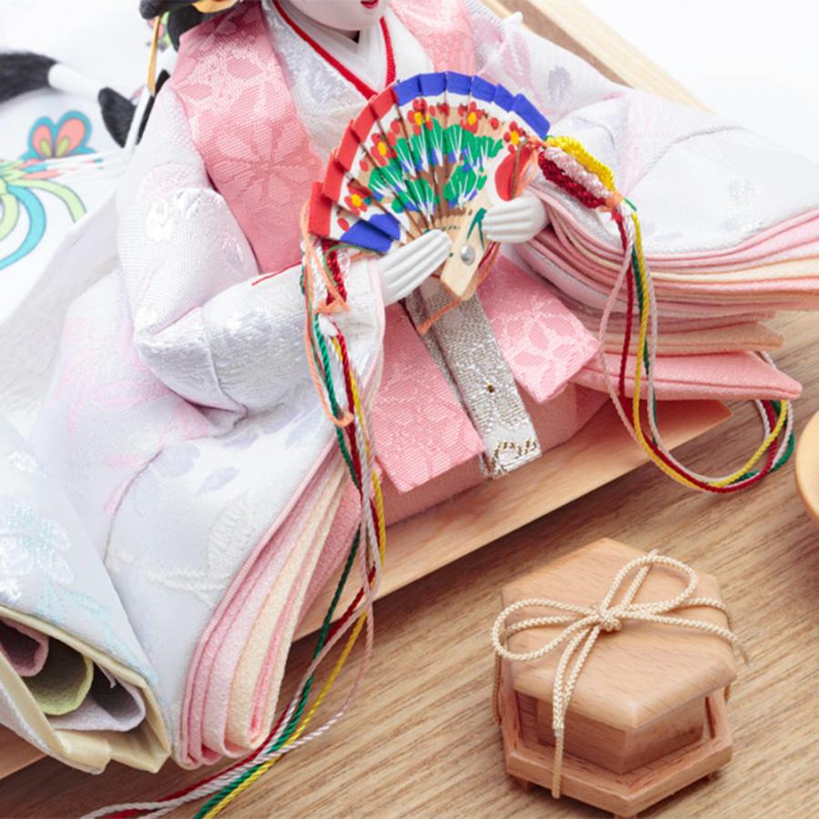 東京久月　雛人形親王飾り白木アクリルケース・間口約５０×奥行約３０×高さ約３７㎝ hnq-68021_0.jpg