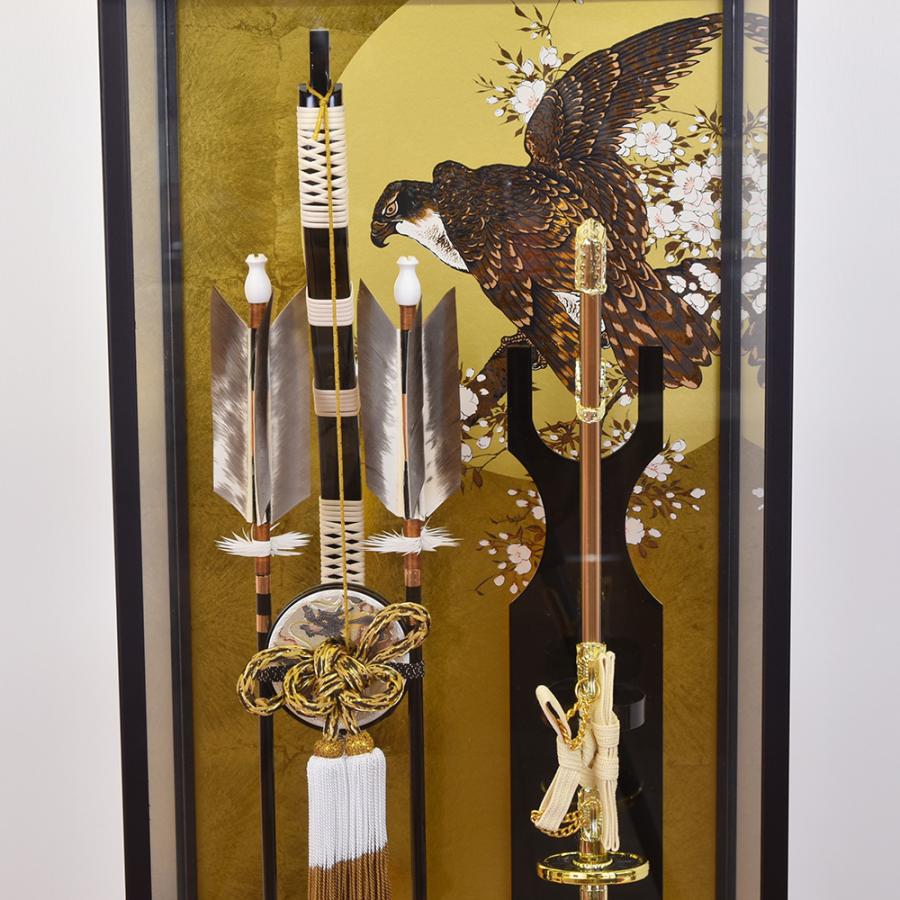 お正月飾り　破魔弓　銀梨地太刀　面取鎌倉　20号 金沢金箔　中古品 破魔弓 初正月 ケース飾り「15号 寛政」男の子 お祝い | 羽子板