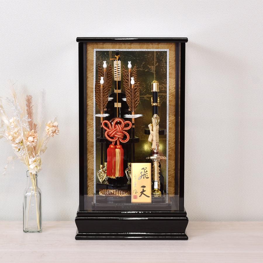 破魔弓　ガラスケース１５号・間口約２８×奥行約２４×高さ約５０㎝ 破魔弓 お祝い コンパクト 初正月飾 15号 飛天 ケース飾り ガラス