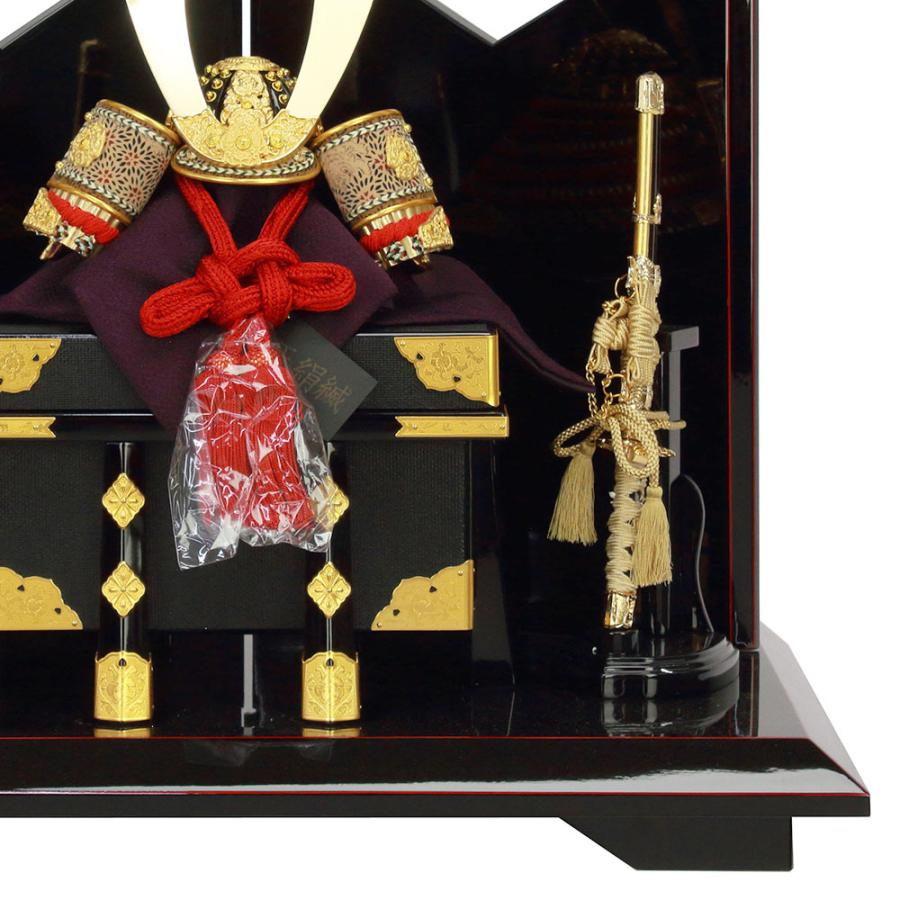 5月人形 五月人形 お祝い 兜飾り 12号 平飾り台付 屏風付 黒溜塗 二曲