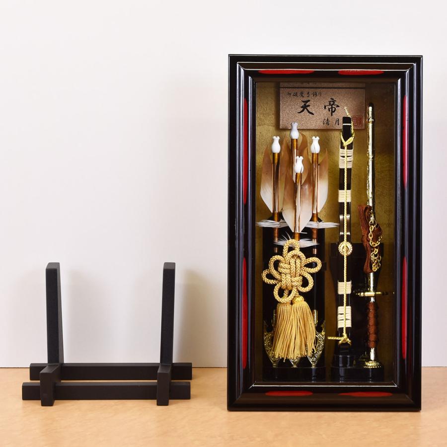破魔弓 飾りつけ 破魔矢飾りつけ 入れもの飾りつけ 8号 額 天帝 パウダーコンパクト ミニ ガラスケース 今めかしい 格好のいい 初正月飾りつけ 1213-08-020 2025
