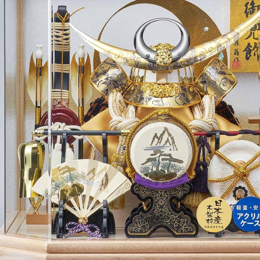 五月人形 コンパクト ケー入り 兜 上杉 白 金 ミニ 上杉謙信 5月 五月人形 コンパクト ケー入り 兜 上杉 白 金 ミニ 上杉謙信 5月