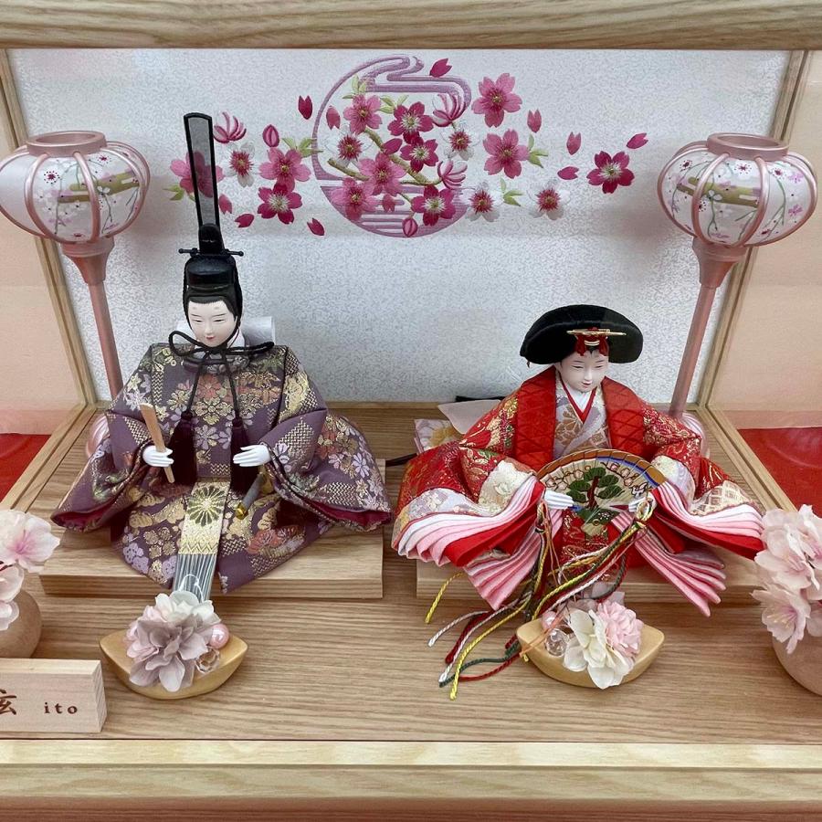 雛人形 コンパクト おしゃれ お祝い ひな人形 ケース飾り 親王飾り 小三五 アクリル 木目 刺繍 かわいい 可愛い モダン 2026 3300-71-015