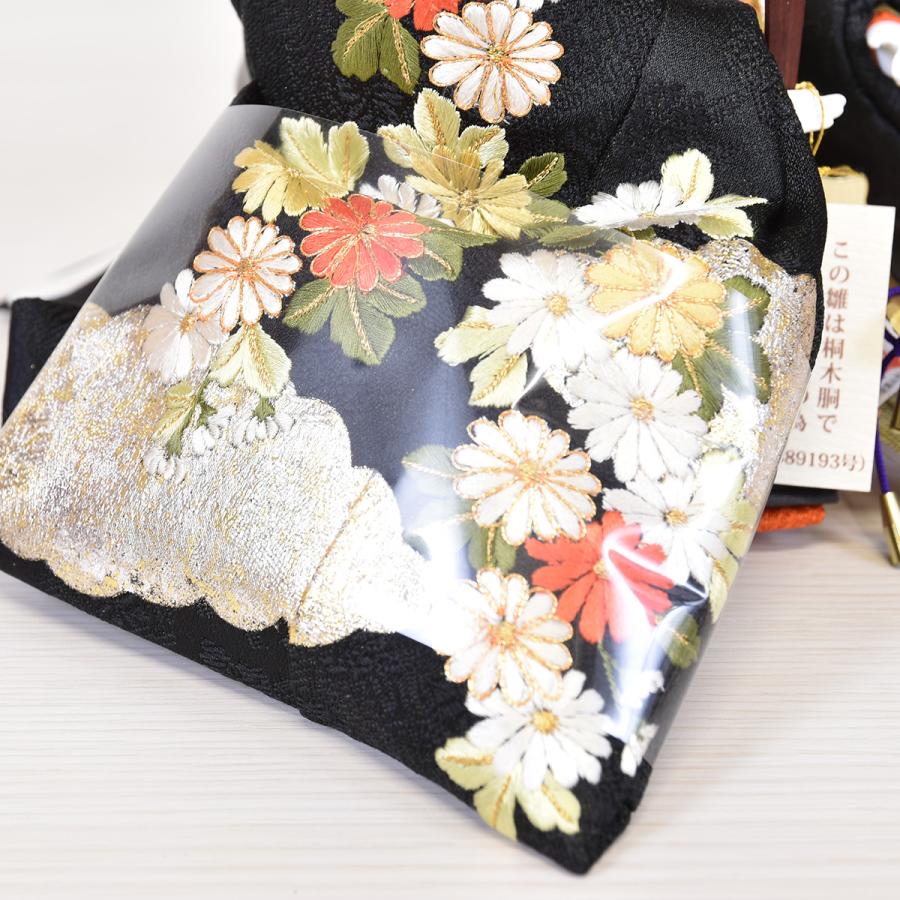 雛人形 コンパクト 松寿 ひな人形 刺繍 親王飾り 平飾り 黒 ししゅう 白 紺 ホワイト orijin  かわいい おしゃれ モダン 初節句 お雛様 おひな様の画像