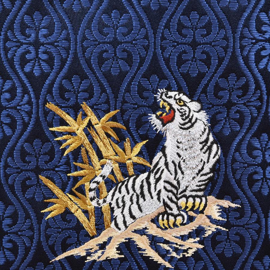 名前旗　虎　小さめ　金襴生地×総刺繍【スタンド付/送料無料】　男の子　節句 Amazon | 【刺繍名前旗】虎飾金糸刺繍錆濃紺名前旗・飾り台