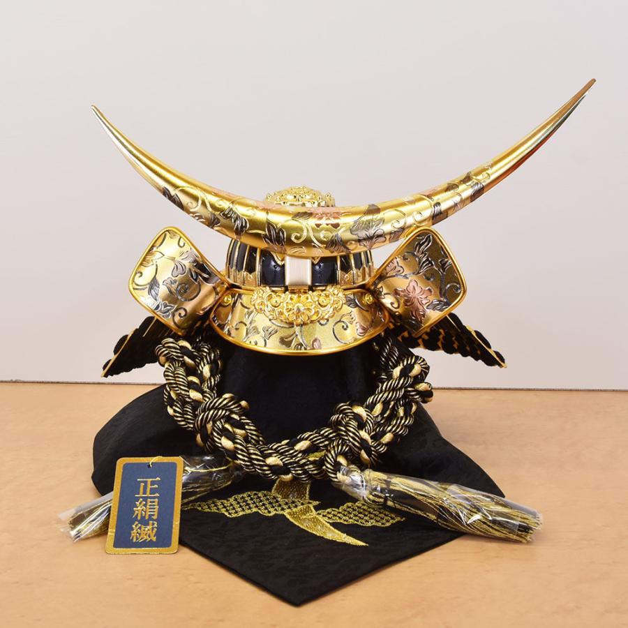 ⭐︎新品　未使用⭐︎初節句　五月人形　兜　兜飾り　こどもの日　伊達政宗 五月人形】兜飾り ケース飾り「伊達政宗 白兜焼箔風」（538102