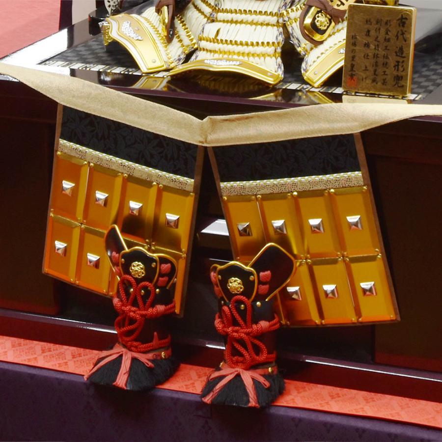 五月人形 コンパクト おしゃれ 鎧飾り 5月人形 収納 鎧 鳳凰 C-014 よろい 木 木製 台付き モダン 2023 |  | 04