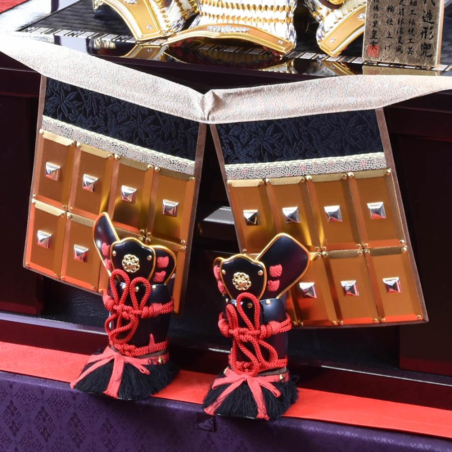 五月人形 コンパクト おしゃれ 鎧飾り 5月人形 収納 鎧 鳳凰 C-014 よろい 木 木製 台付き モダン 2023 |  | 05