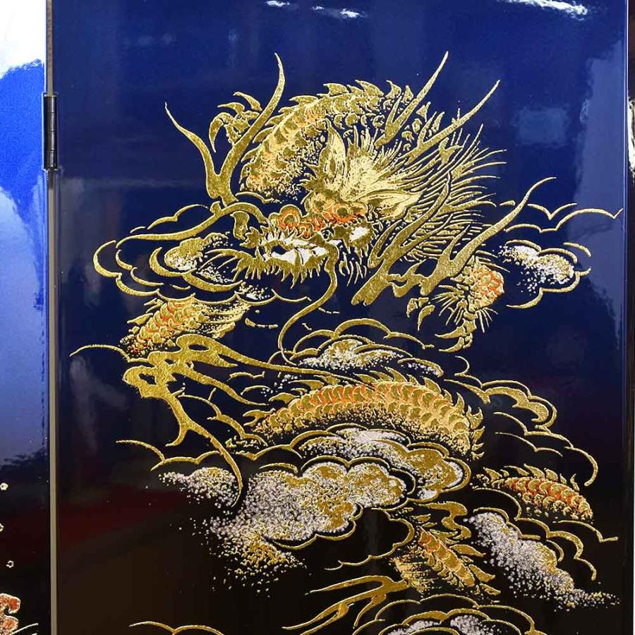 五月人形 コンパクト おしゃれ 兜飾り 収納飾り 上杉謙信 青嵐 502562 かぶと 名将 武将 木 木製 台付 モダン かっこいい |  | 07