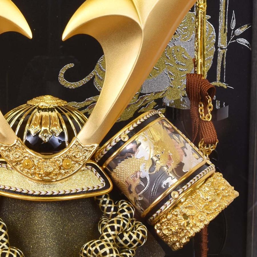 五月人形 コンパクト 兜 虎 ケース入り 5月人形 おしゃれ 兜飾り 金 ケース飾り ガラス 木製 モダン かぶと ミニ 初節句 端午の節句 |  | 05