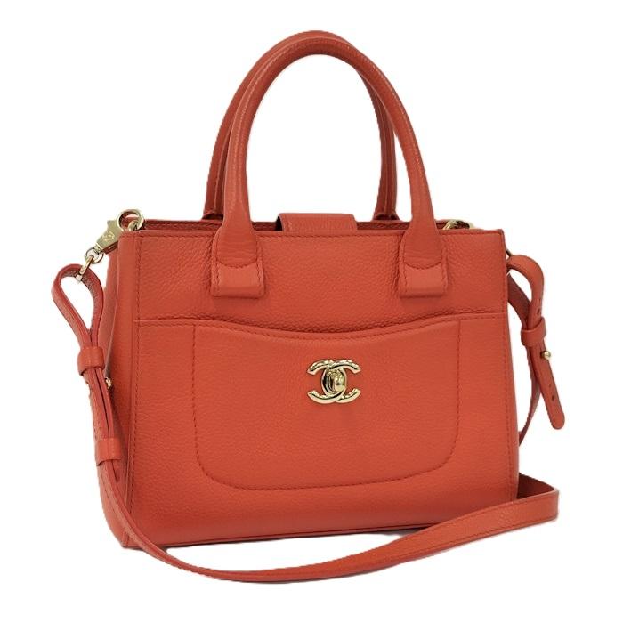 CHANEL（シャネル） ネオエグゼクティブ2WAYバッグ レザー オレンジ