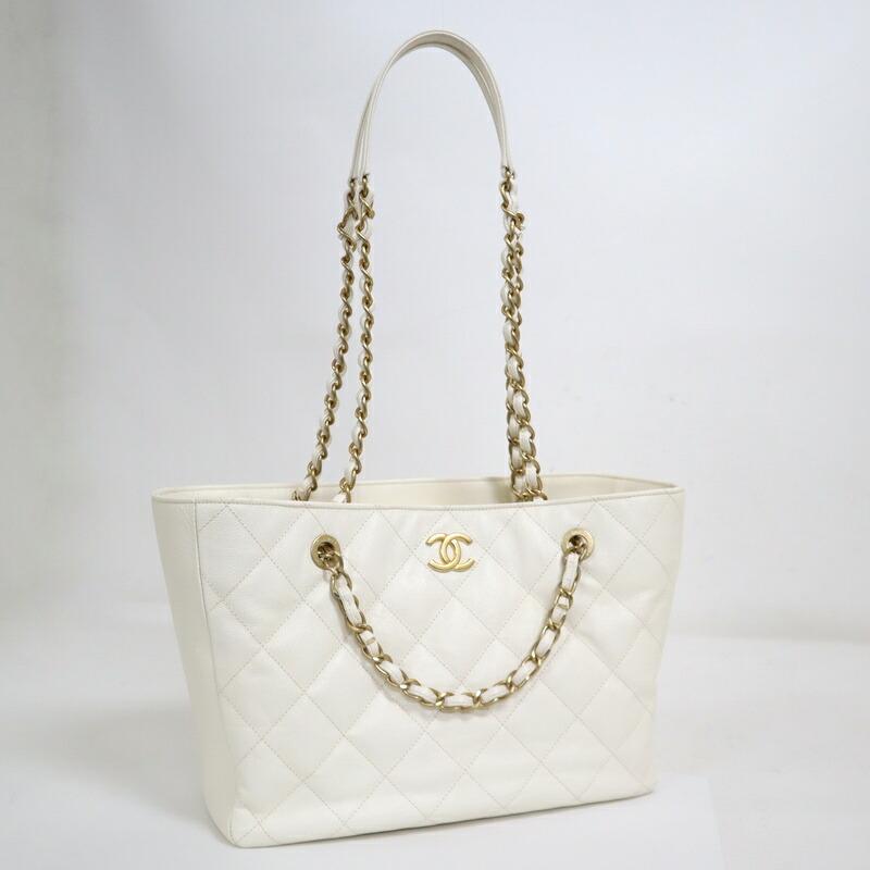 CHANEL シャネル チェーントート30 マトラッセ ホワイト×ゴールド金具