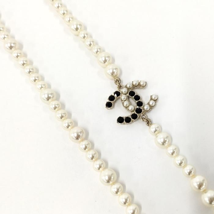 CHANEL ロングネックレス ココマーク フェイクパール ゴールド CHANEL ロングネックレス ココマーク フェイクパール ゴールド