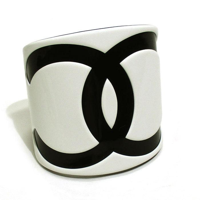 CHANEL 【中古】CHANEL バングル ブレスレット ココマーク CHANEL 【中古】CHANEL バングル ブレスレット ココマーク