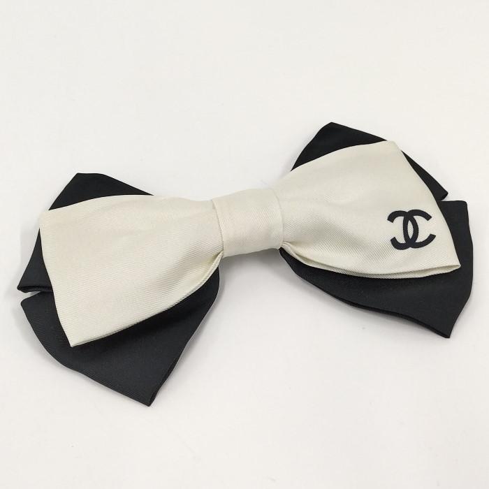 CHANEL 【中古】CHANEL リボン バレッタ ブラック ホワイト B23C : JJ  