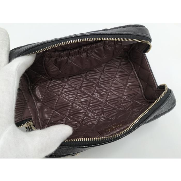 CHANEL ポーチ マトラッセ チェーン キャビアスキン レザー