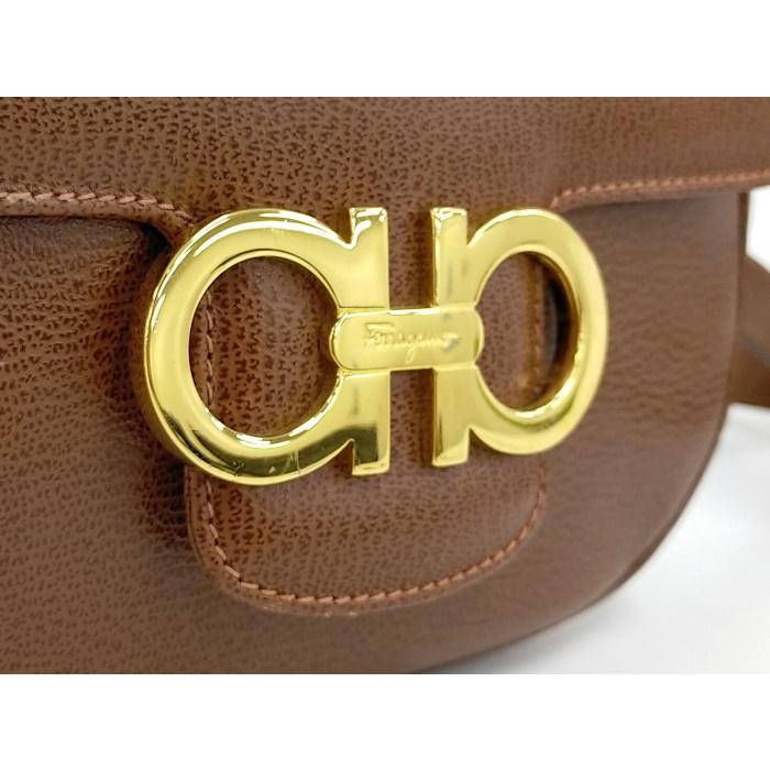 FERRAGAMO 【中古】Salvatore Ferragamo ショルダーバッグ