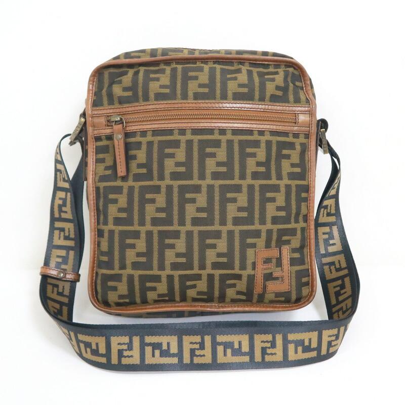 FENDI フェンディ ズッカ・ショルダーバッグ 7VA152 カーキ×ブラウン FENDI フェンディ ズッカ・ショルダーバッグ 7VA152 カーキ×ブラウン