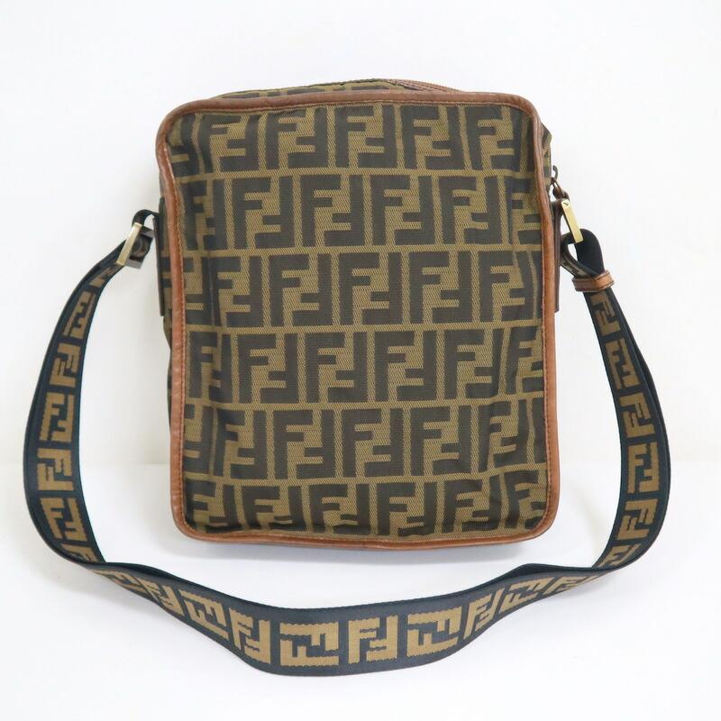 FENDI フェンディ ズッカ・ショルダーバッグ 7VA152 カーキ×ブラウン 