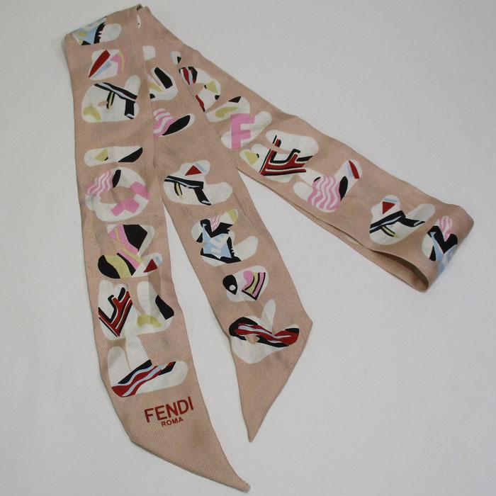 【中古】FENDI ラッピー リボンスカーフ ロゴ ベージュ系 マルチカラー シルク 100％ :2000217258200039:JJコレクション  ヤフー店 - 通販 - Yahoo!ショッピング