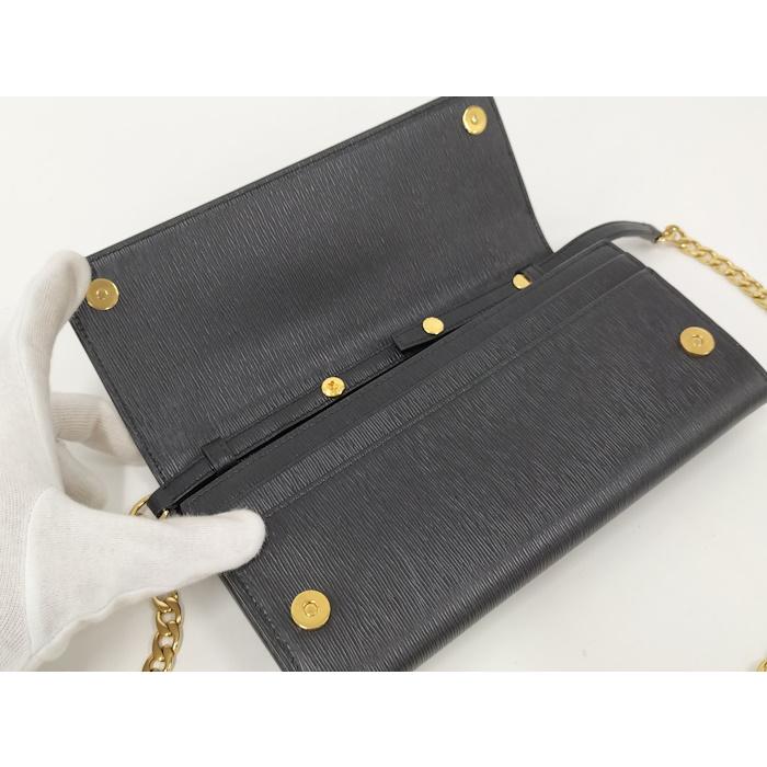 PRADA チェーン ウォレット ロゴ レザー 1MT290 : JJ