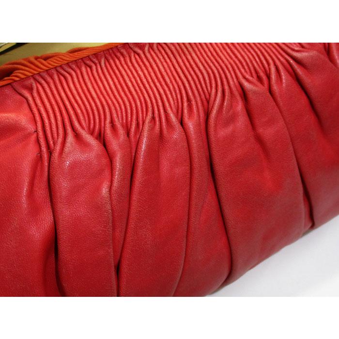 miu 【中古】miu がま口 2WAY ショルダーバッグ クラッチバッグ レザー  