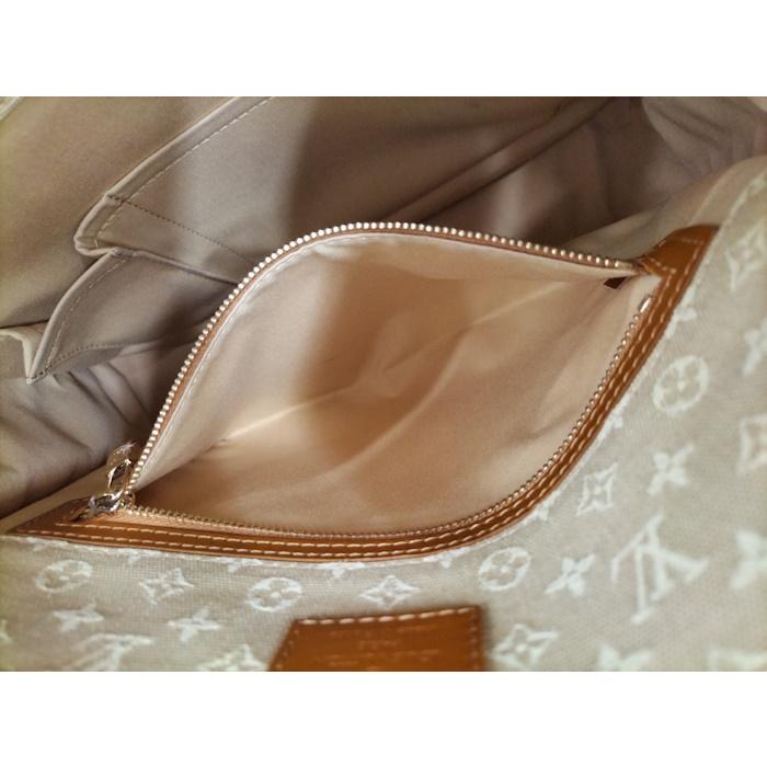 LOUIS VUITTON（ルイ・ヴィトン） ブザス マリーケイト ショルダー 