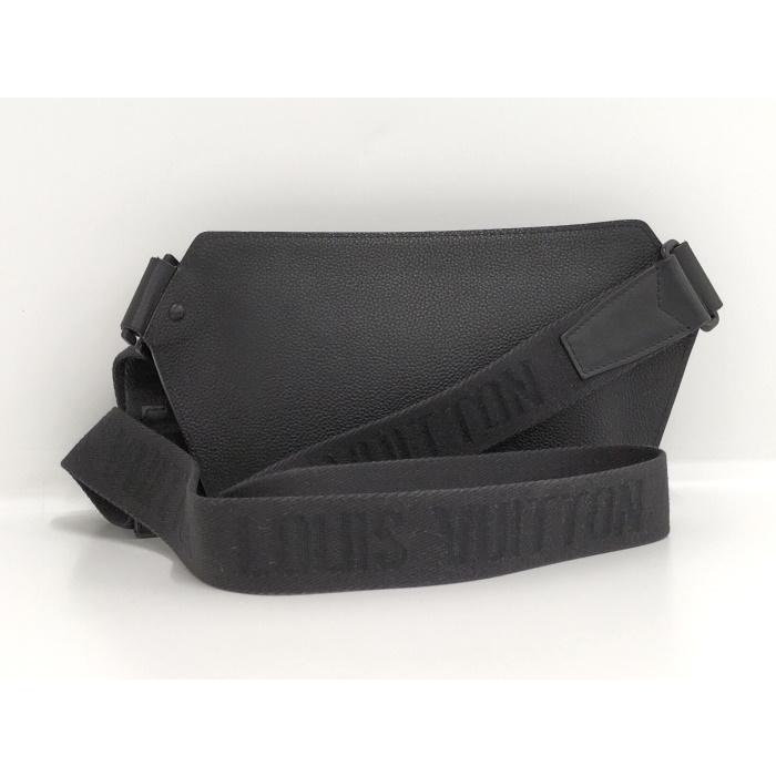 LOUIS VUITTON 【中古】LOUIS バムバッグNV ウエストバッグ