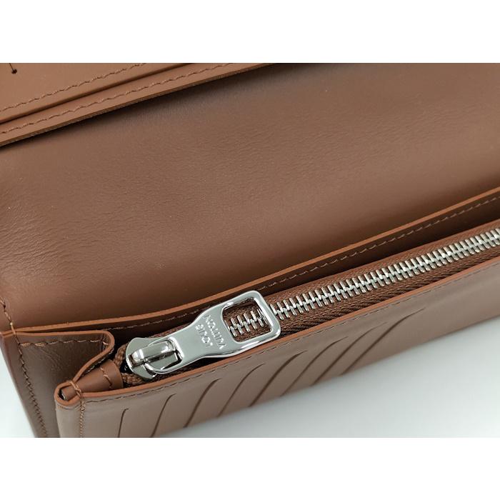LOUIS VUITTON エピ ポルトフォイユ 長財布 ブラウン　傷や汚れあり LOUIS VUITTON（ルイ・ヴィトン） ポルトフォイユ ブラザ エピXL 二