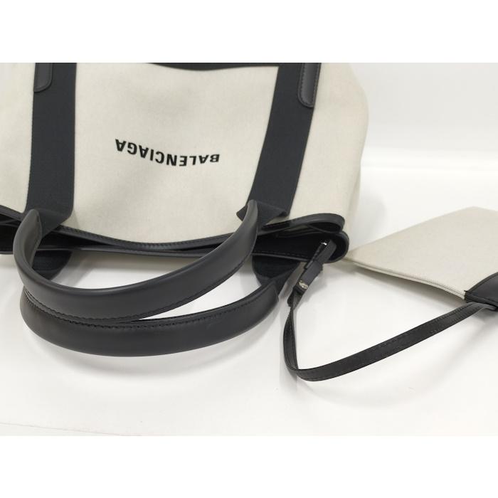 BALENCIAGA（バレンシアガ） ネイビーカバス 2WAYショルダーバッグ