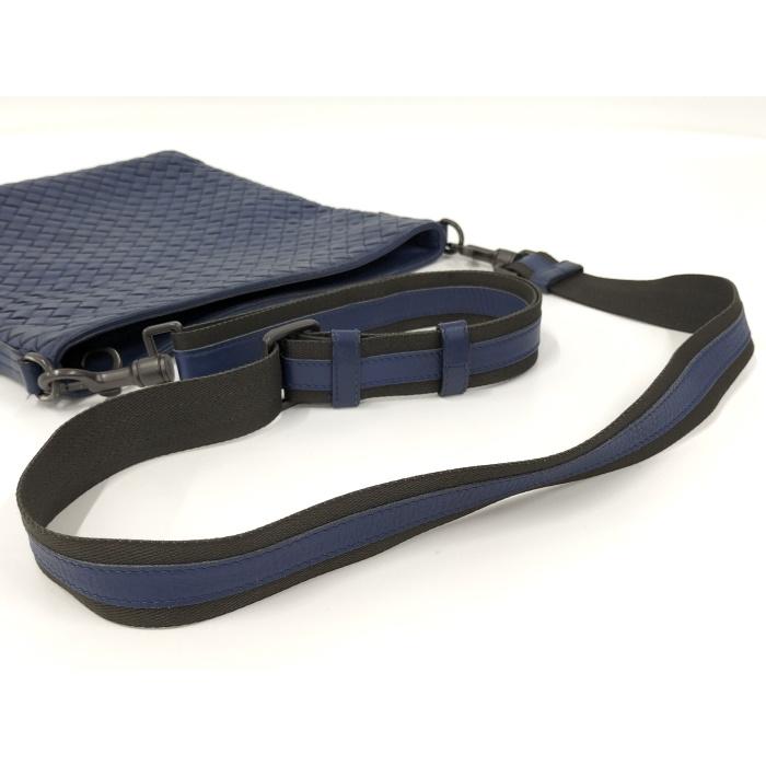 BOTTEGA VENETA ショルダーバッグ イントレチャート レザー