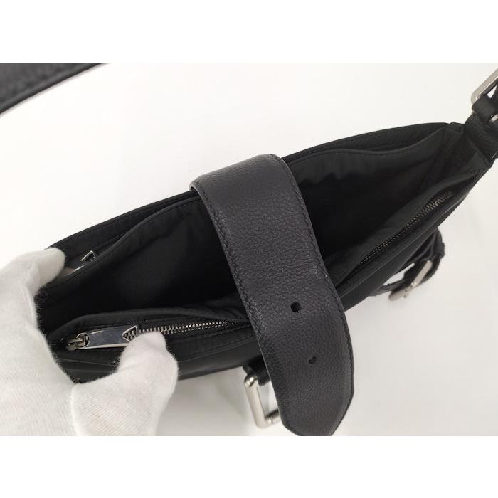 BOTTEGA VENETA（ボッテガ・ヴェネタ） フラップ バックルバッグ 
