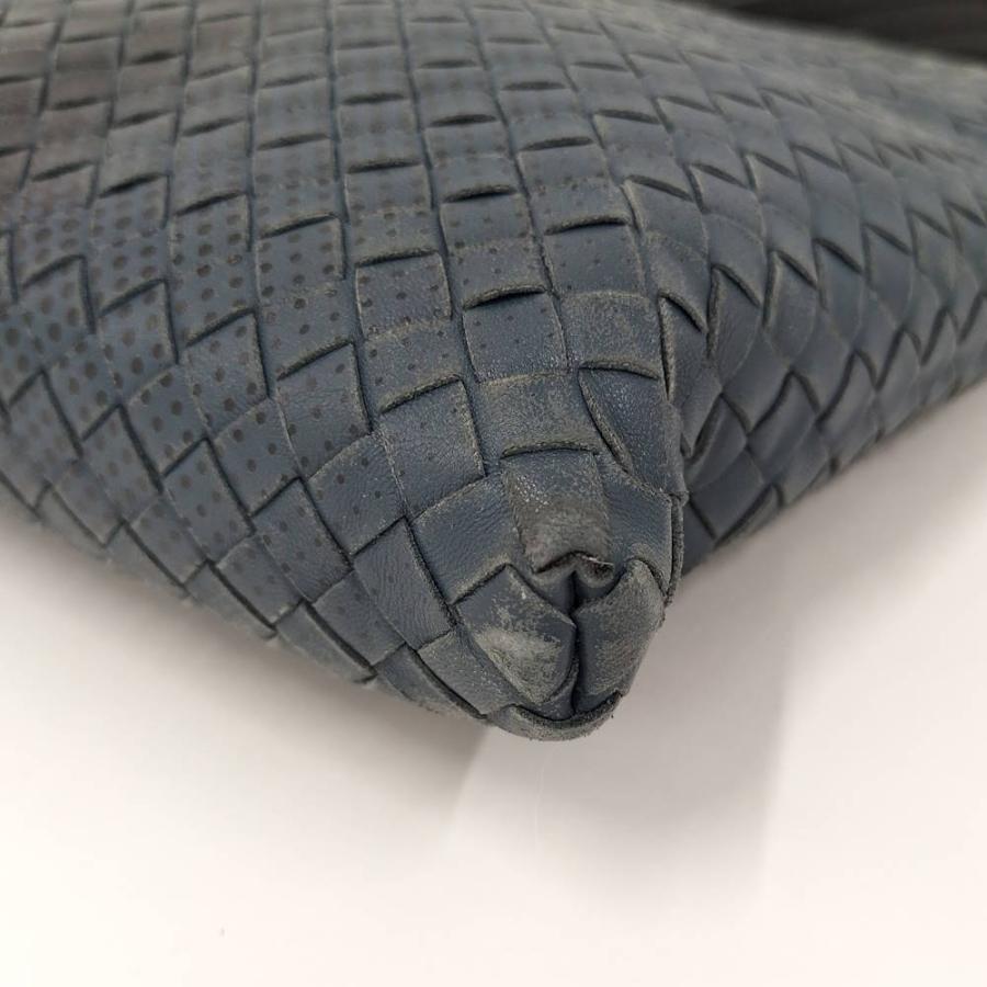 BOTTEGA VENETA（ボッテガ・ヴェネタ） ショルダーバッグ イントレ