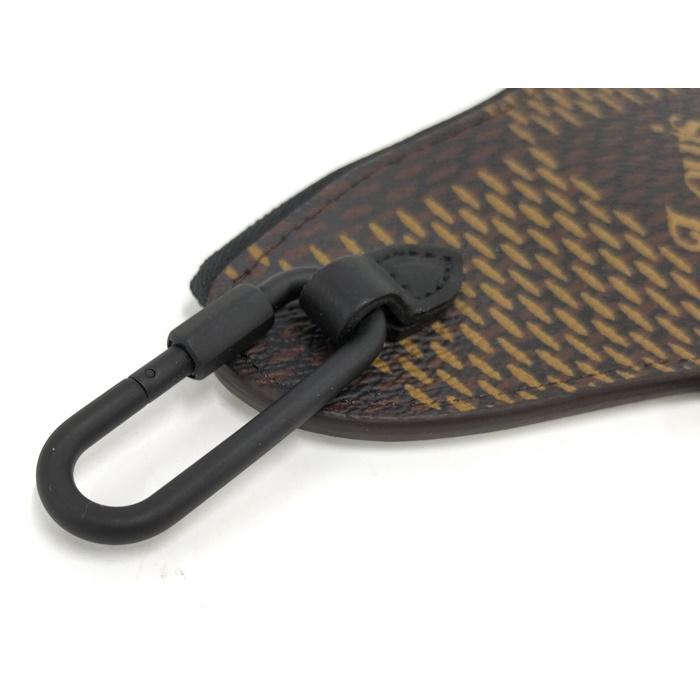 LOUIS VUITTON（ルイ・ヴィトン） スクエアード コインカードケース
