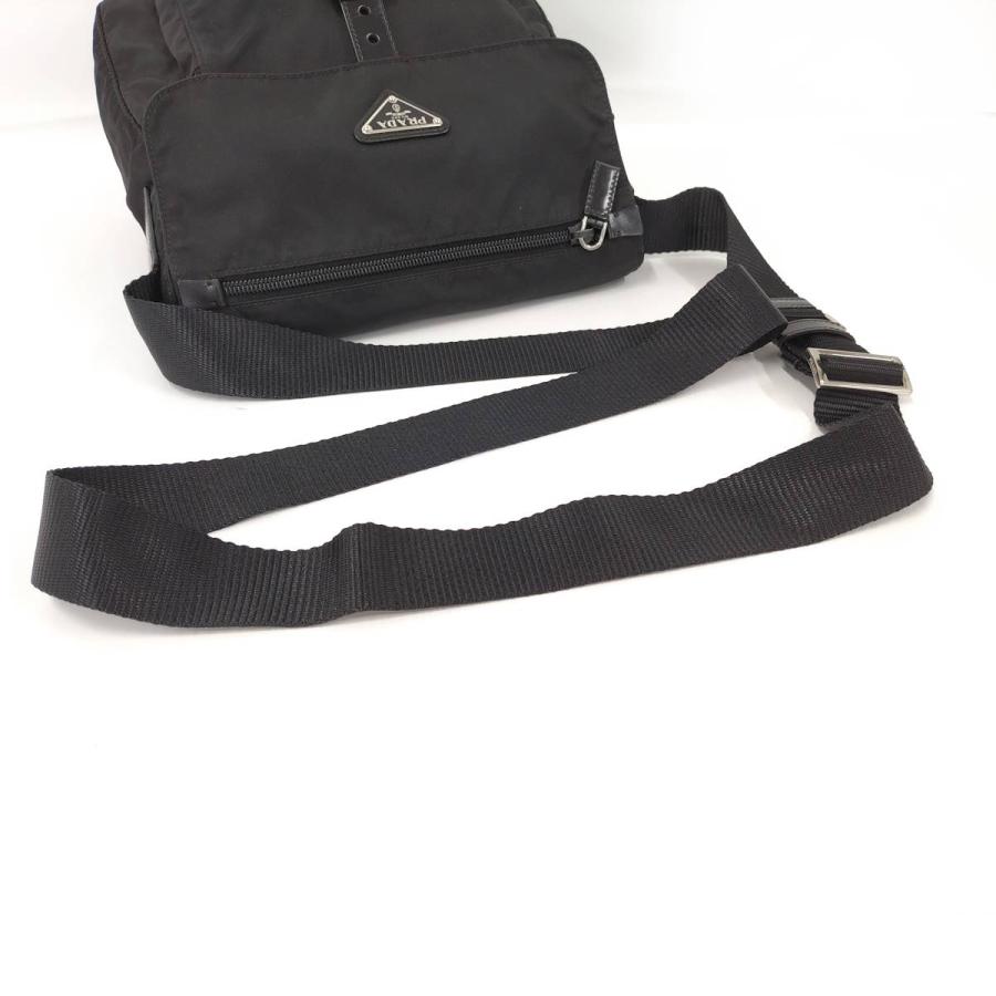 PRADA（プラダ） ショルダーバッグ 三角プレート ナイロン ブラック