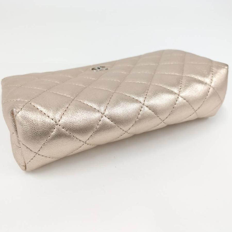 CHANEL マトラッセ コスメポーチ メタリック ココマーク ラムスキン ピンク A69259の画像