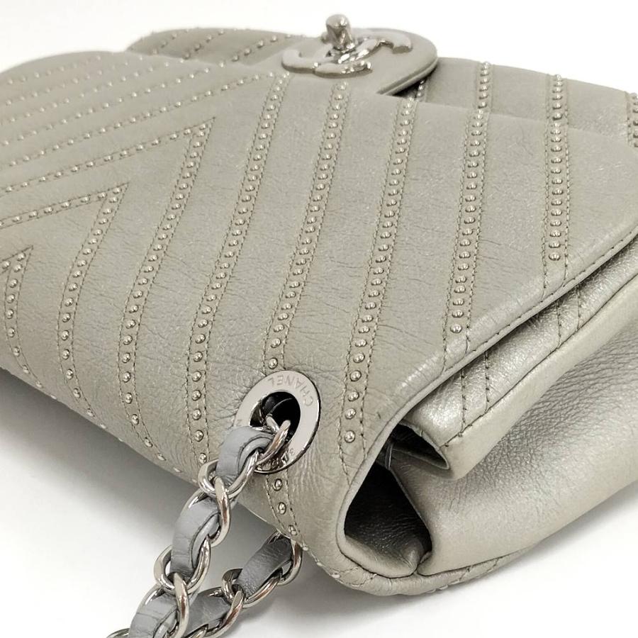 CHANEL（シャネル） シェブロン チェーン ショルダーバッグ Vステッチ