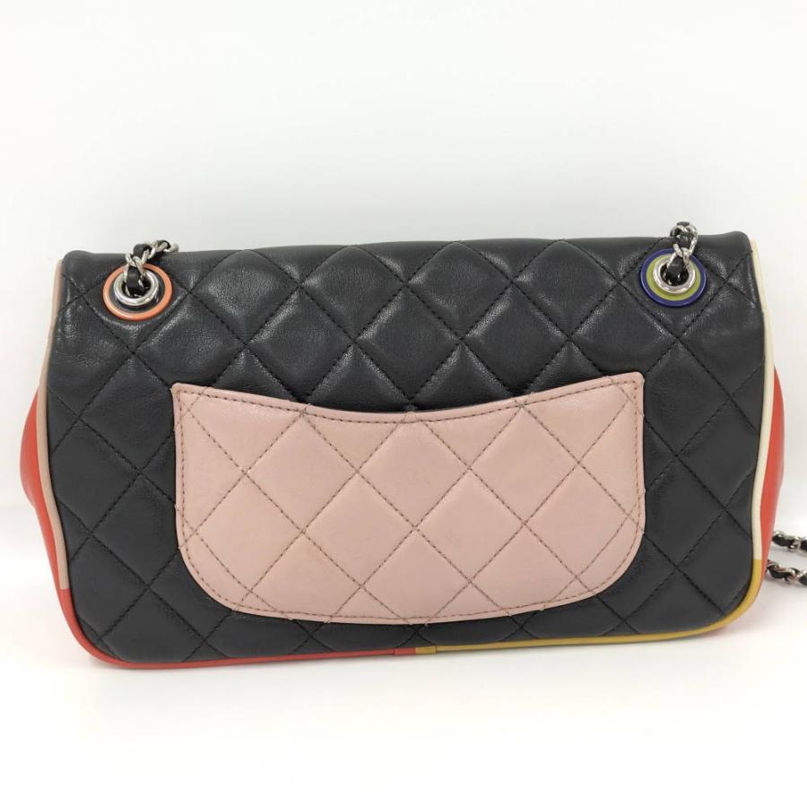 CHANEL（シャネル） マトラッセ チェーンショルダーバッグ ラムスキン