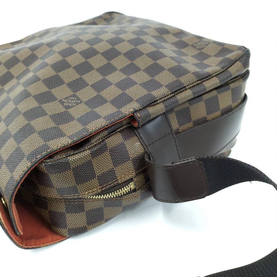 LOUIS VUITTON（ルイ・ヴィトン） ナヴィグリオ ショルダーバッグ