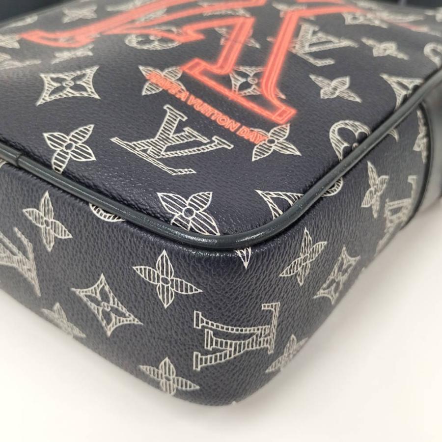LOUIS VUITTON（ルイ・ヴィトン） ダヌーブPM ショルダーバッグ アップ