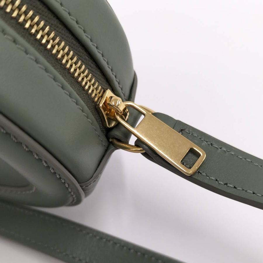 CELINE（セリーヌ） オーバルパース トリオンフ ショルダーバッグ